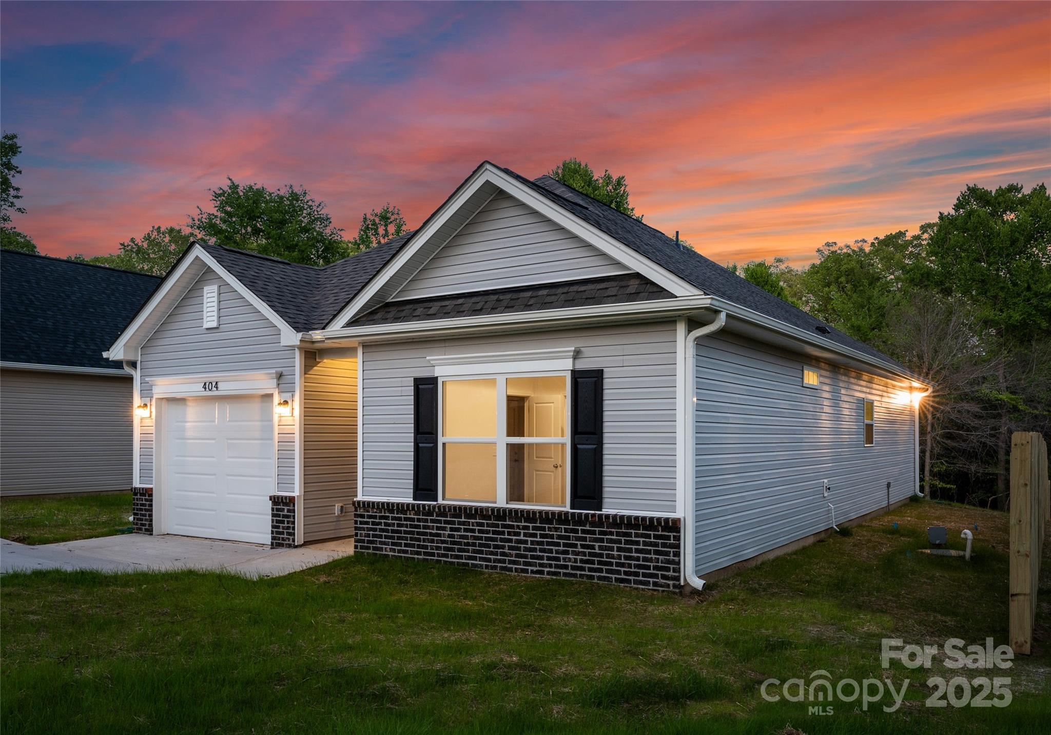 1415 Summerville Road