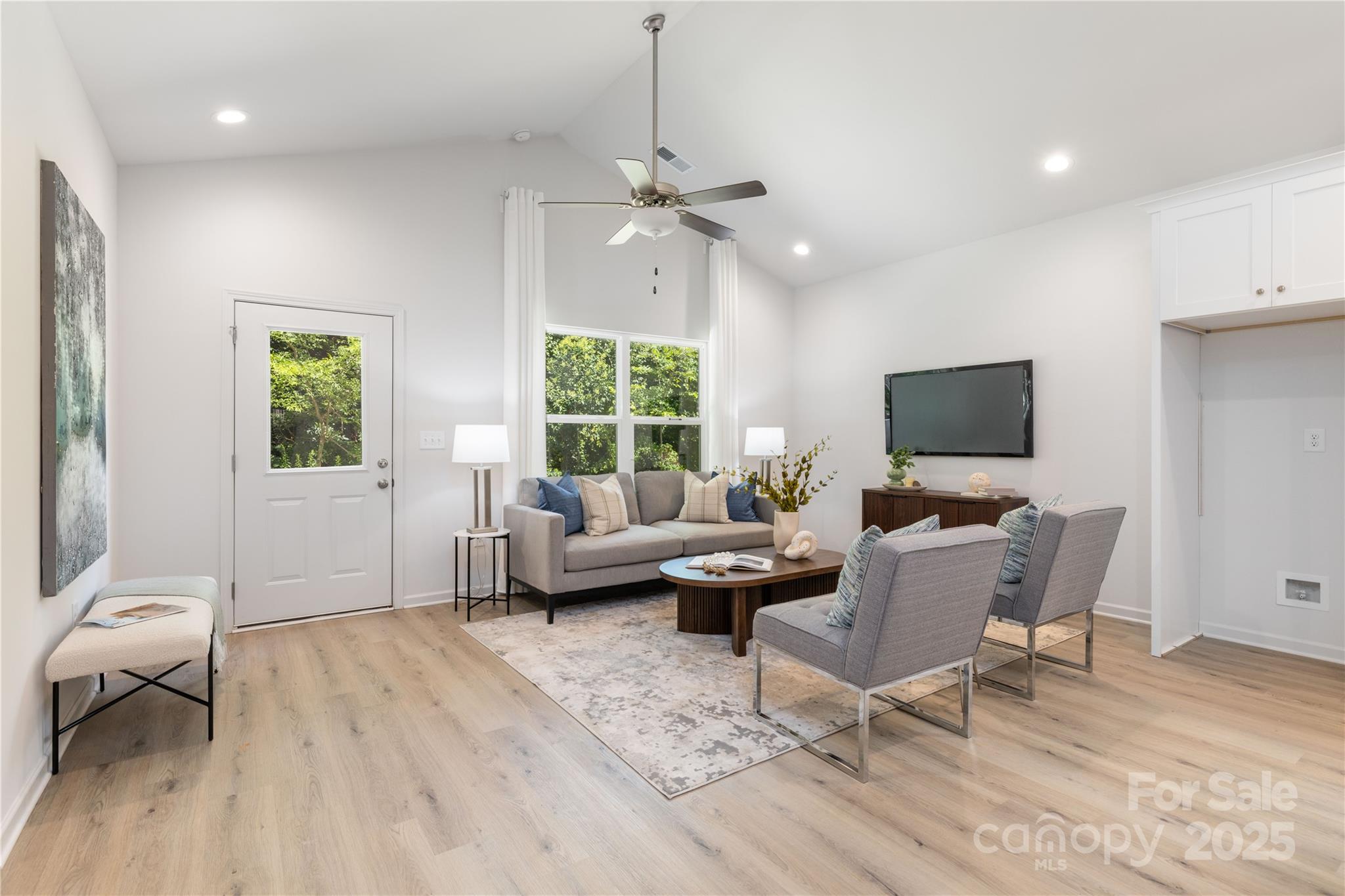 1415 Summerville Road