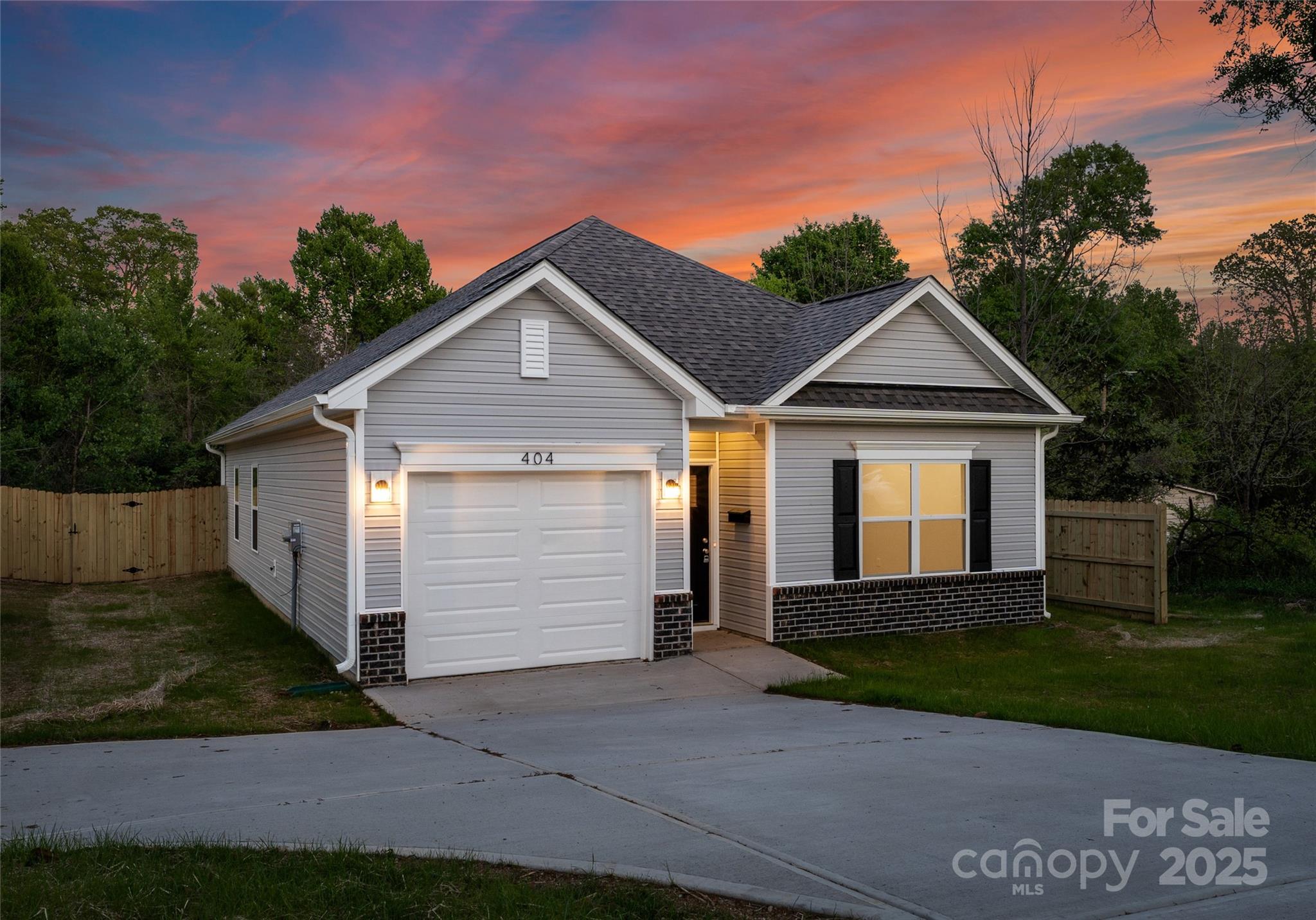 1415 Summerville Road