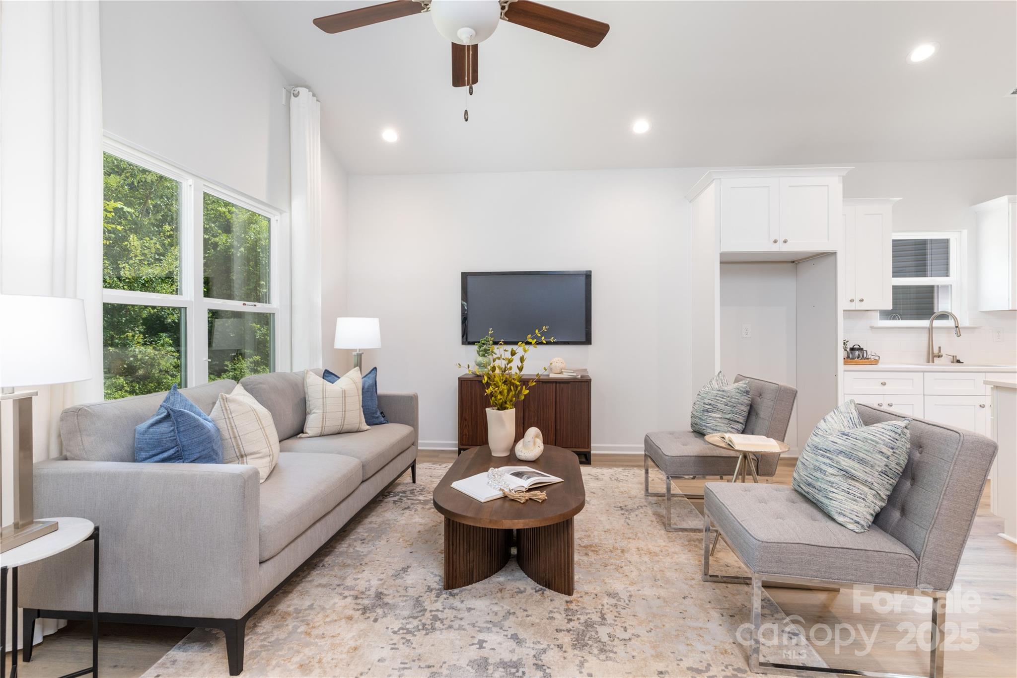 1415 Summerville Road