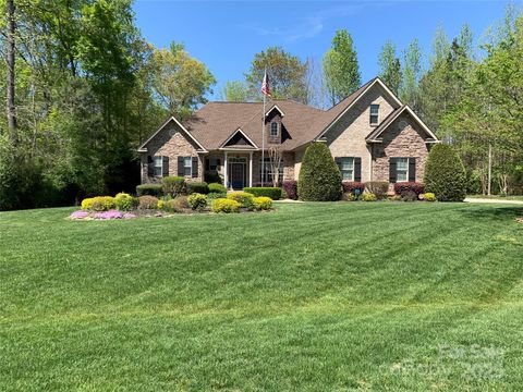 513 Little Cove Lane Lake Wylie SC 29710