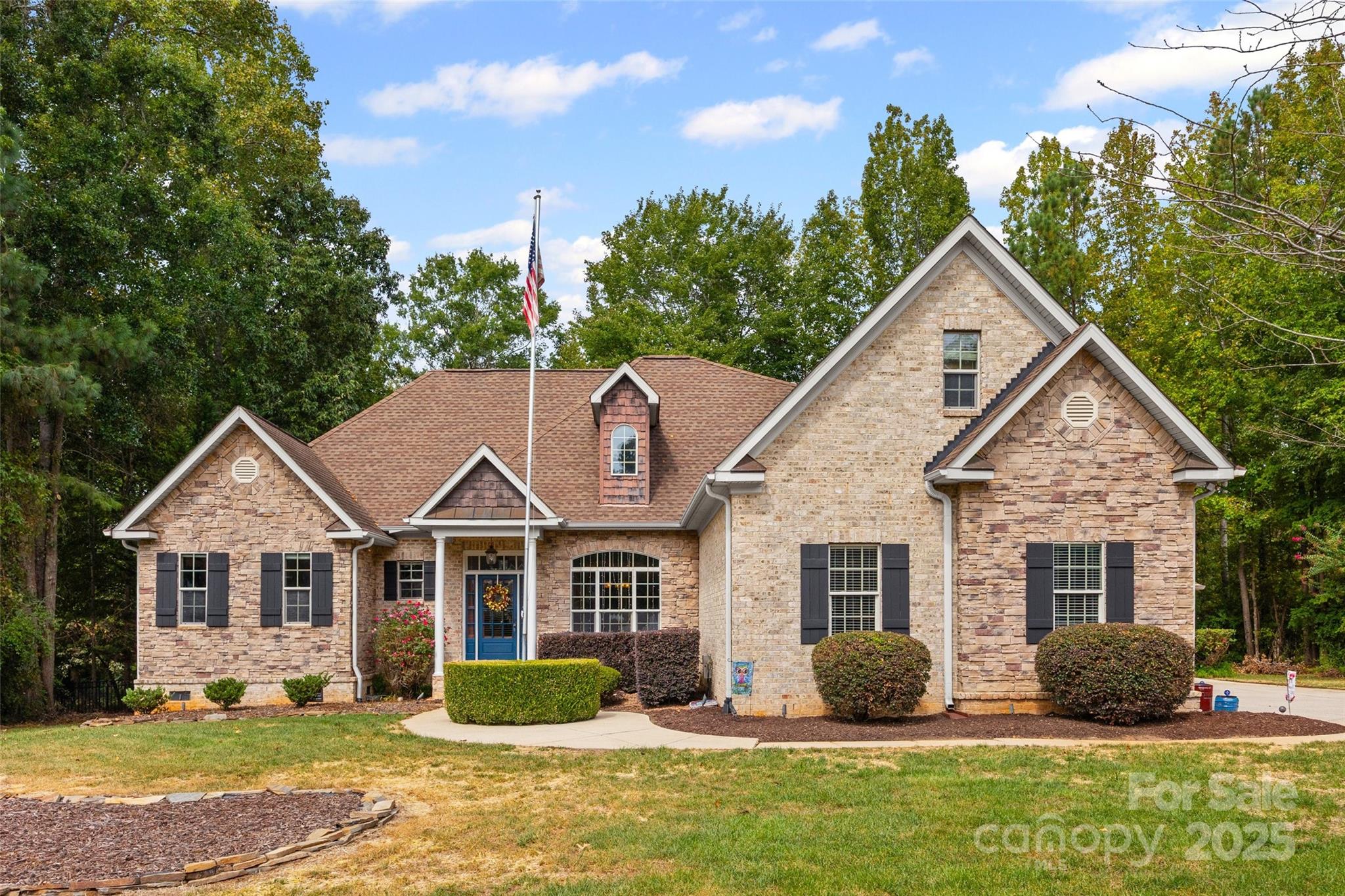 513 Little Cove Lane