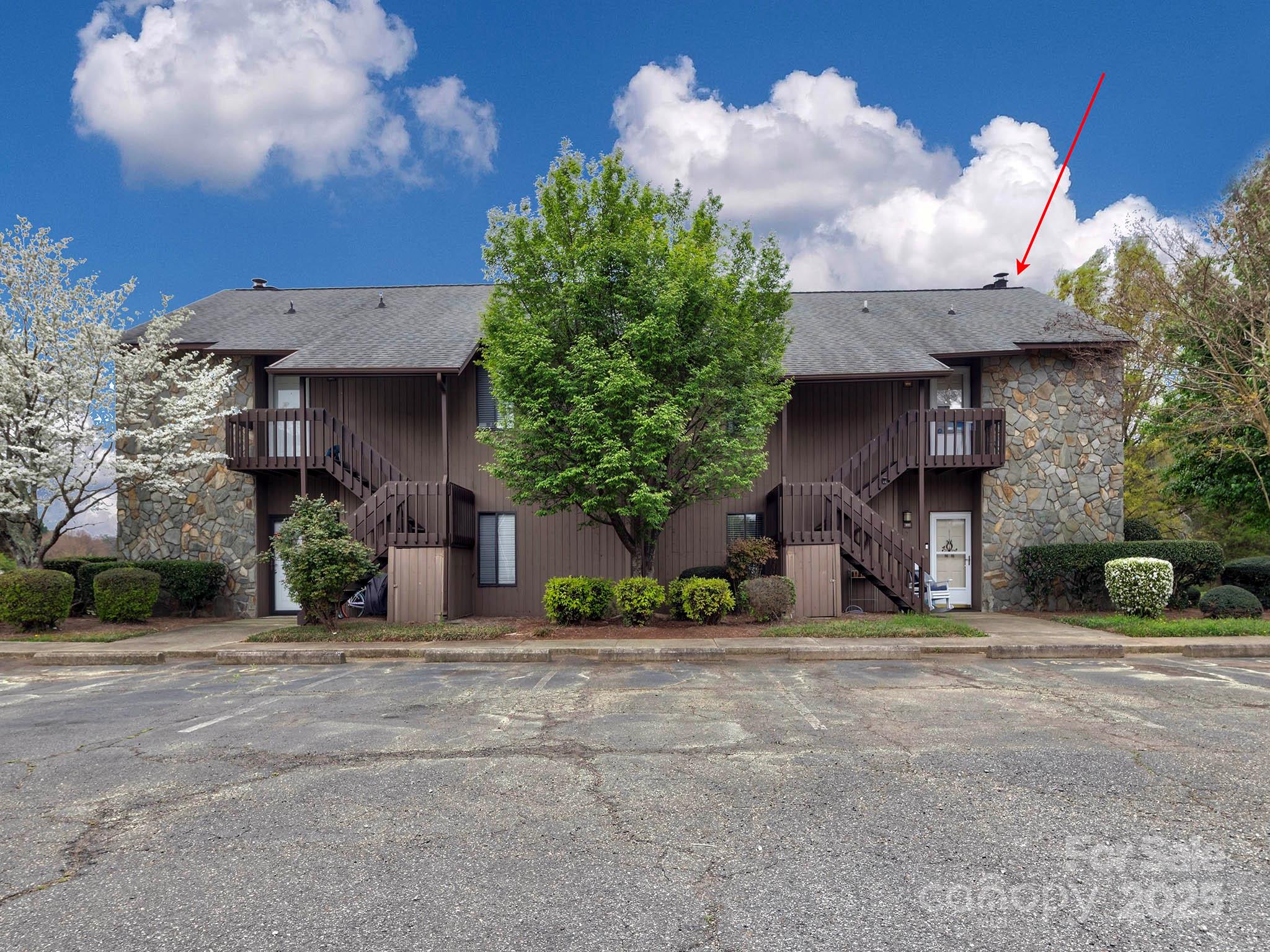 1022 Mallard Head Lane