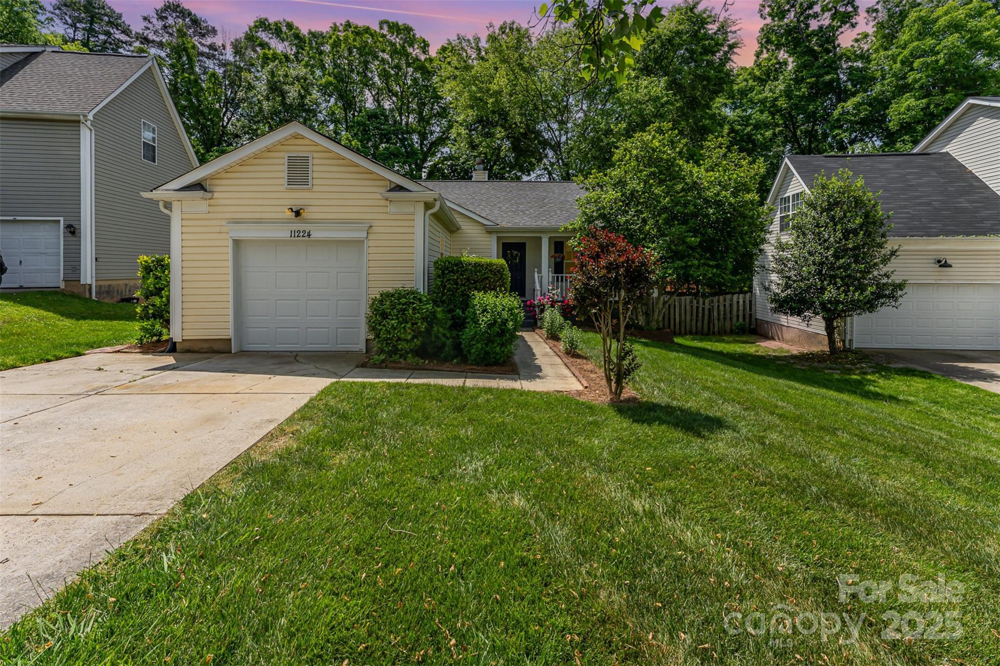 11224 Amber Glen Drive