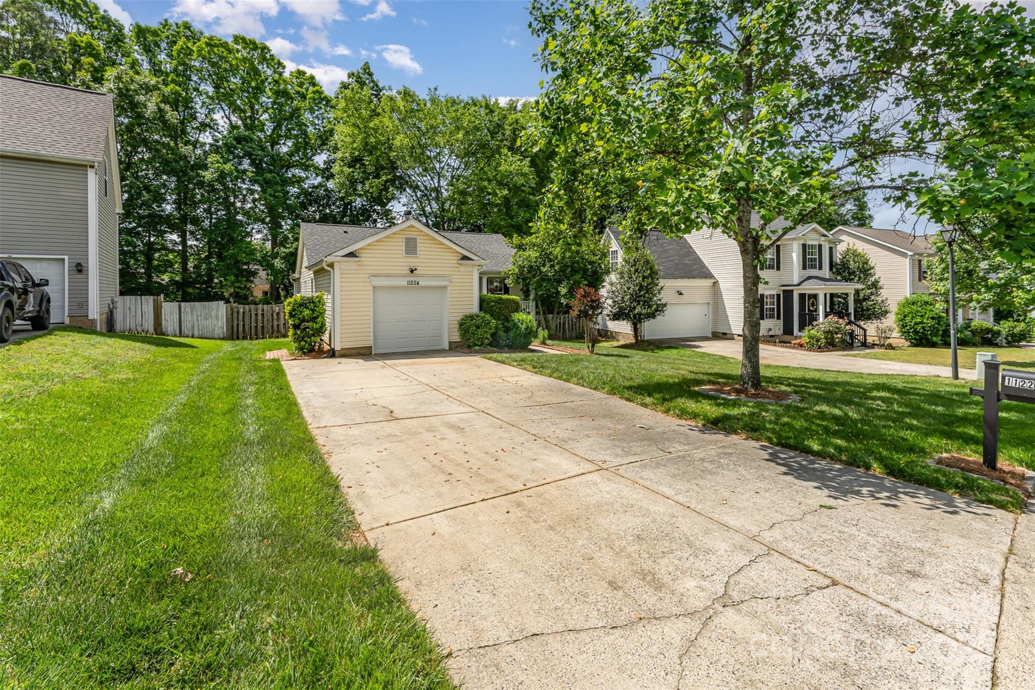 11224 Amber Glen Drive