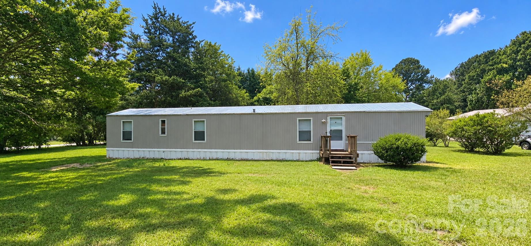 6067 Lake Wylie Road