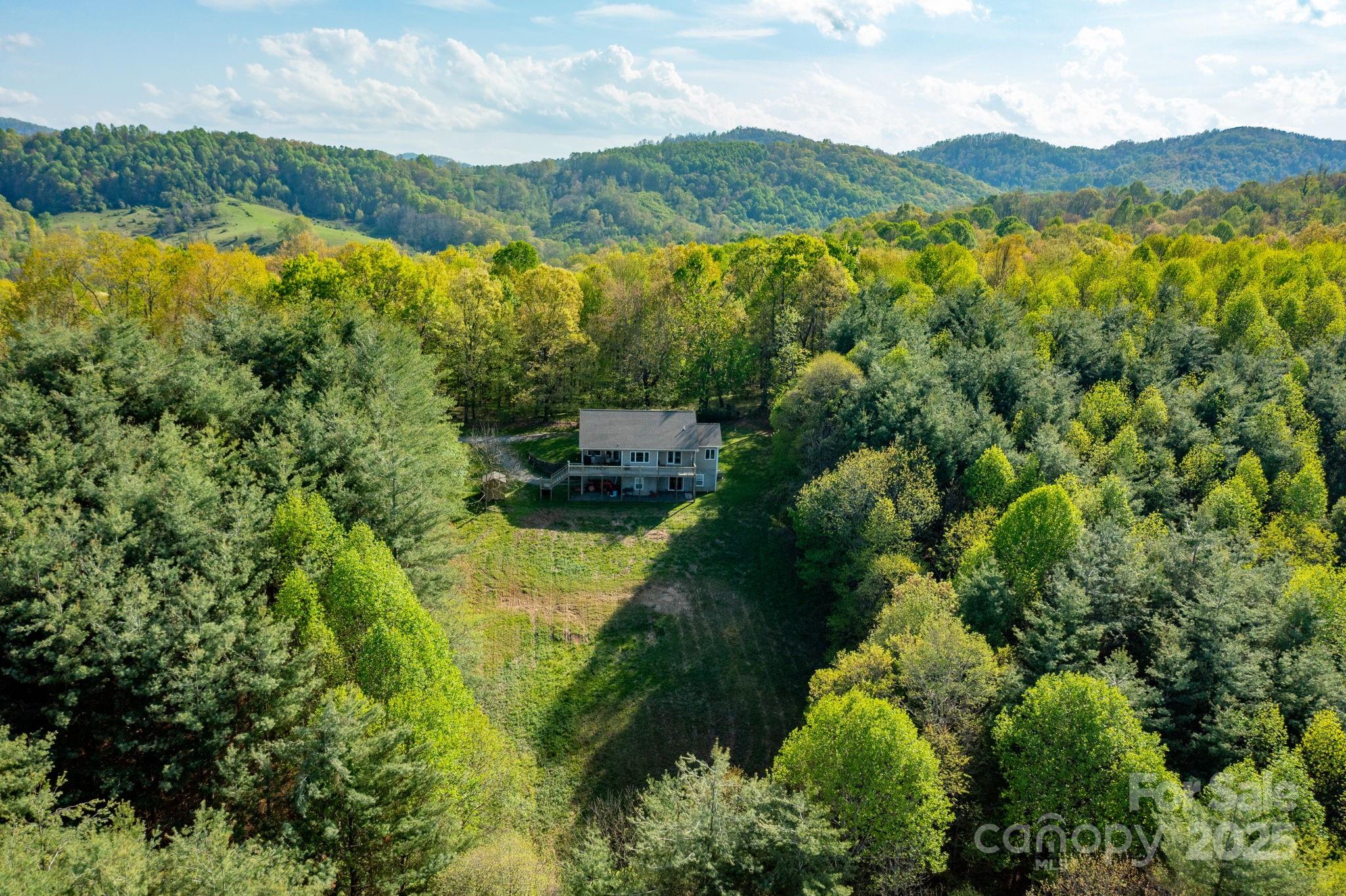 958 Alta Vista Lane