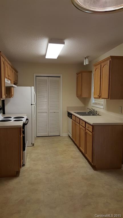 Avery Lake - Residential