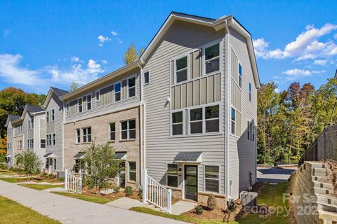 3936 Hager Drive Charlotte NC 28208