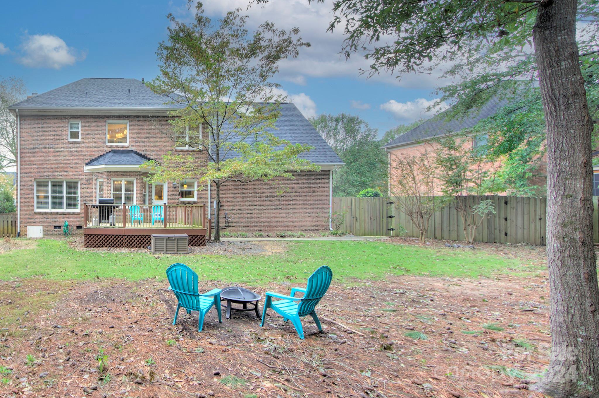 The Summit - Residential