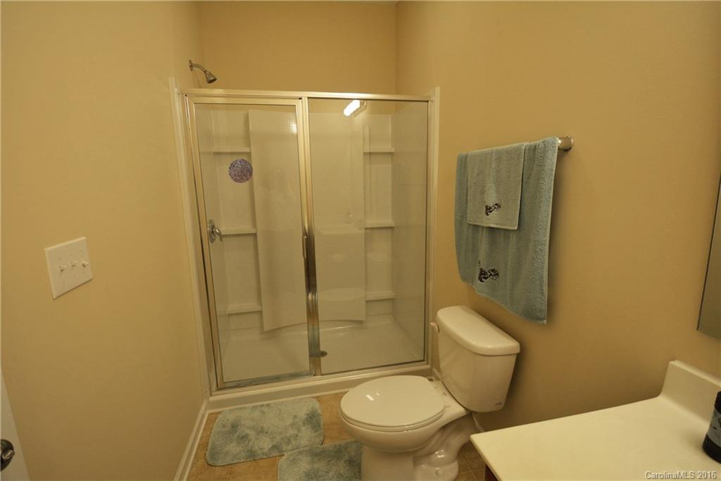 Newport Lakes - Residential