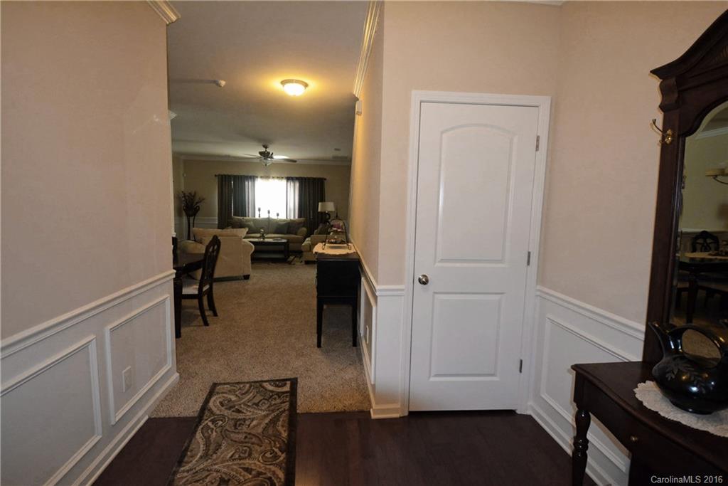 Newport Lakes - Residential