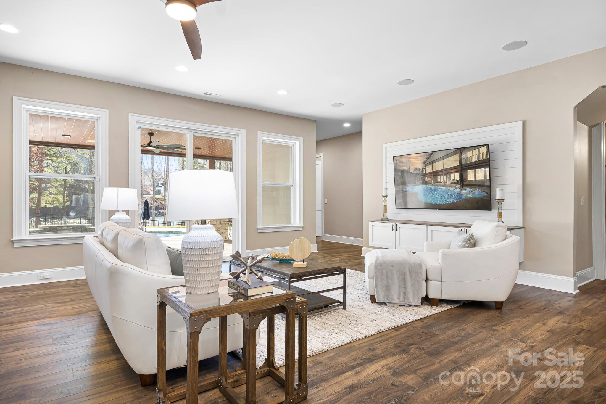 Shavenders Bluff - Residential