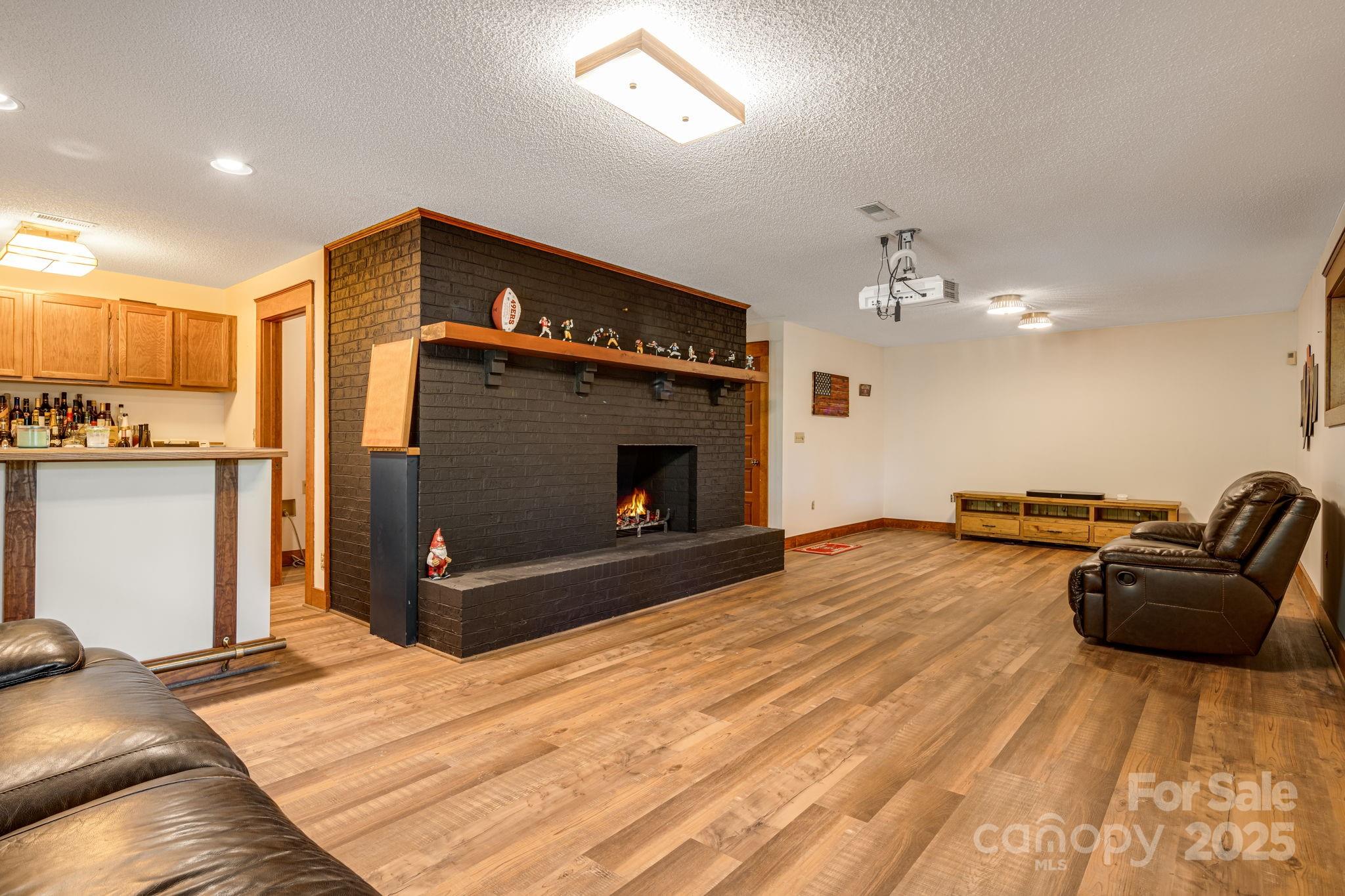 Rumbling Bald on Lake Lure - Residential