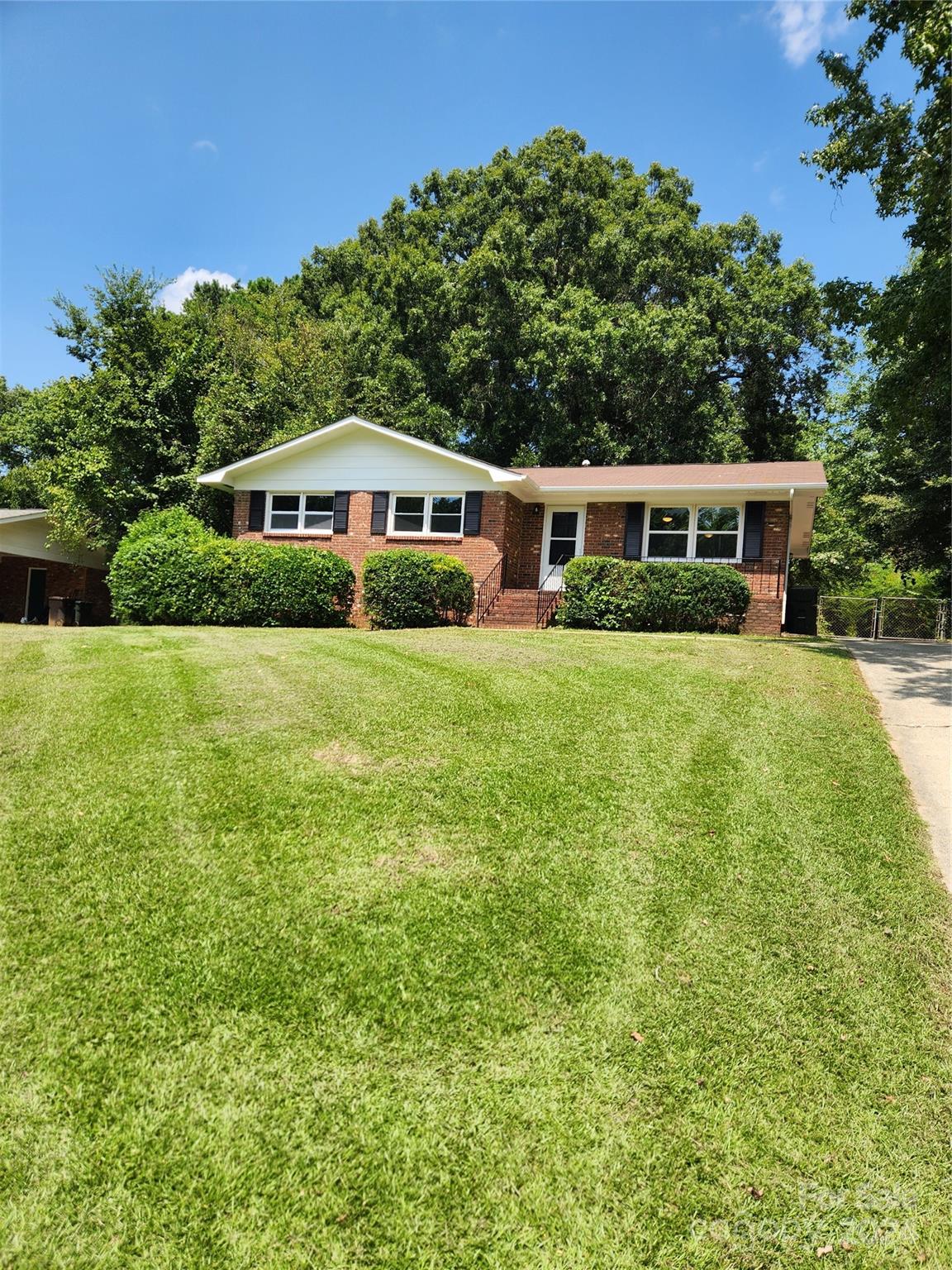 Midbrook - Residential