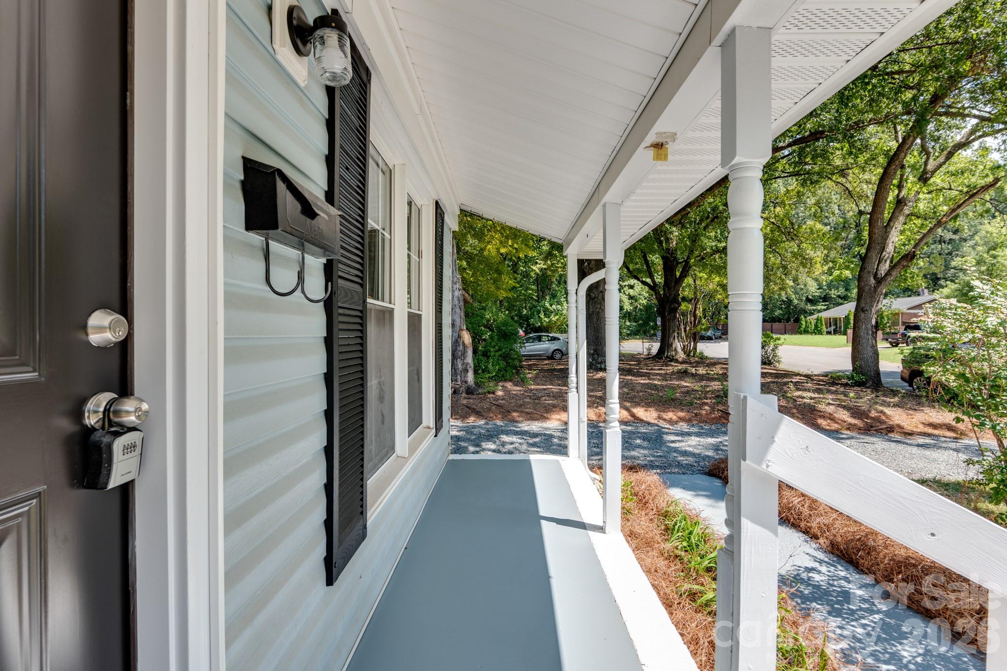 823 Farmcrest Drive