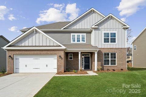 219 E Warfield Drive Mooresville NC 28115