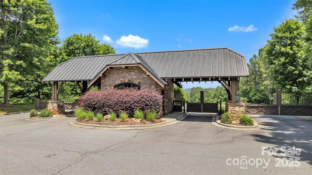 173 Glass Water Point NW 73