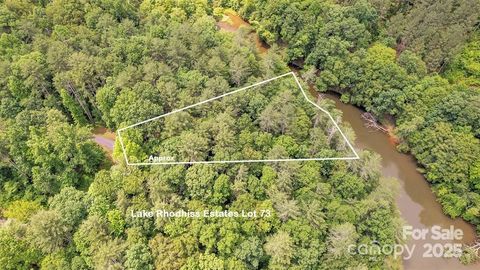 173 Glass Water Point NW 73 Morganton NC 28655