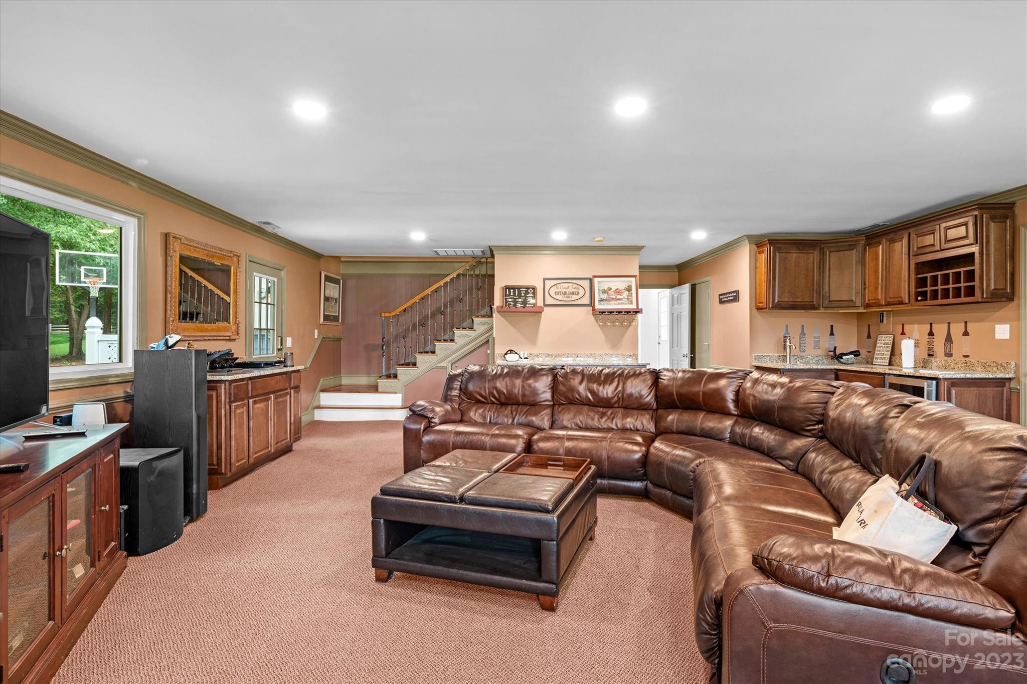 Aero Plantation - Residential