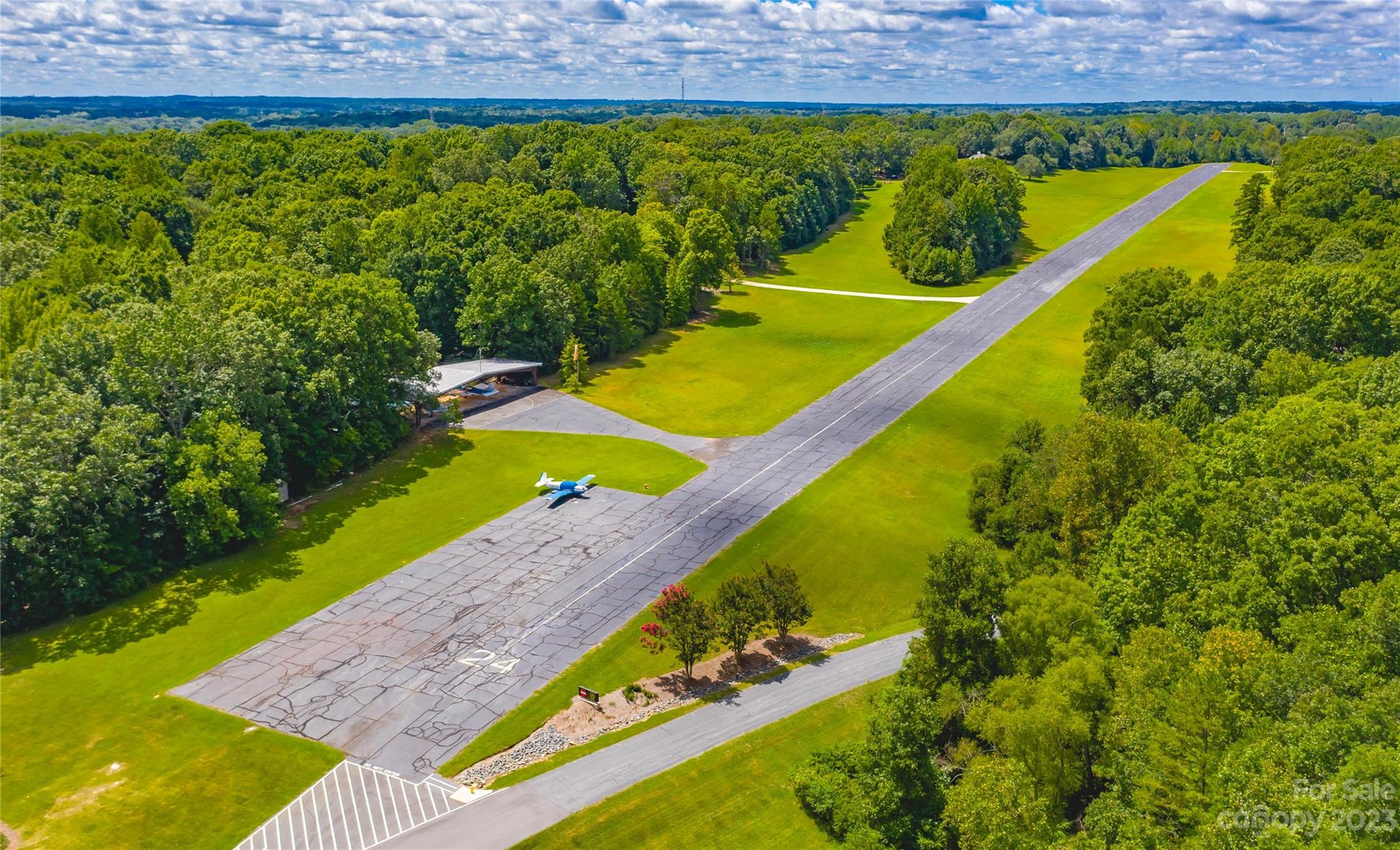 Aero Plantation - Residential