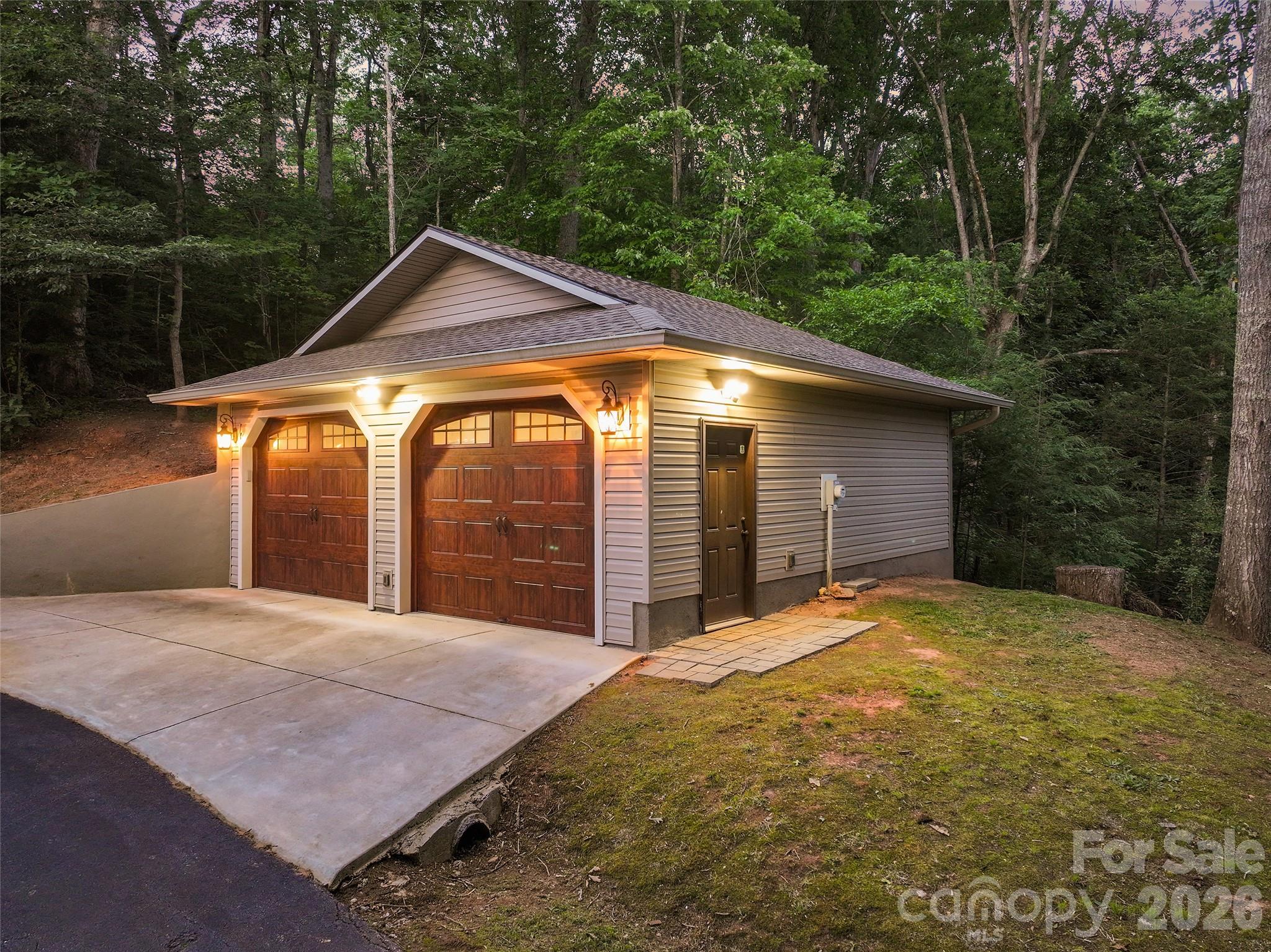 359 Saddlebrook Lane
