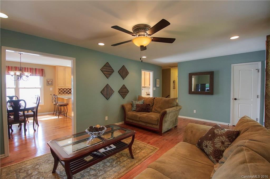 Tega Cay - Residential