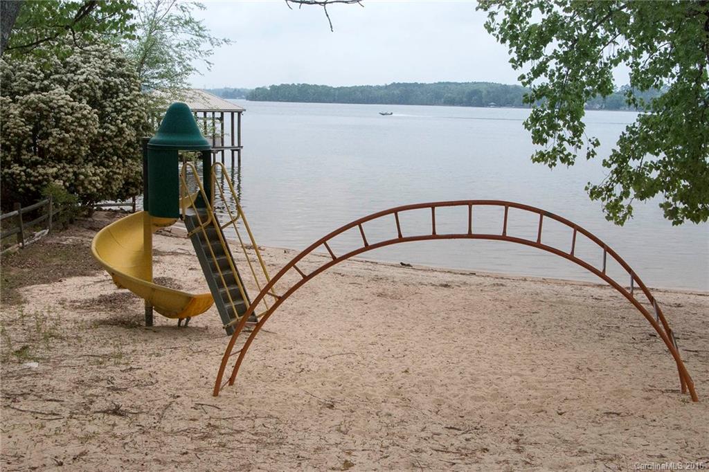 Tega Cay - Residential