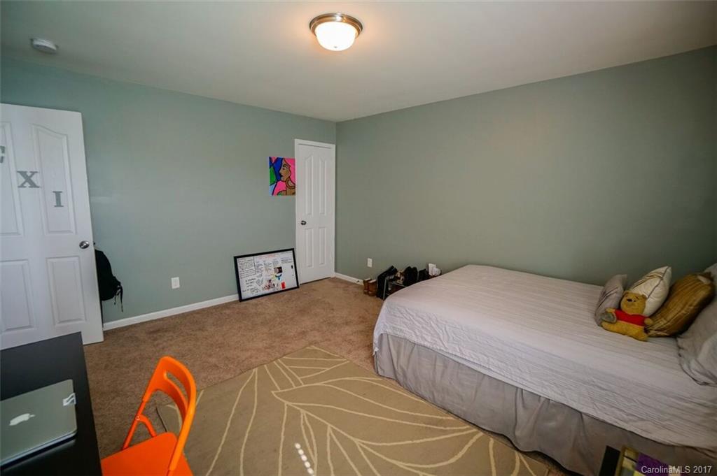 Northlake Landing - Residential