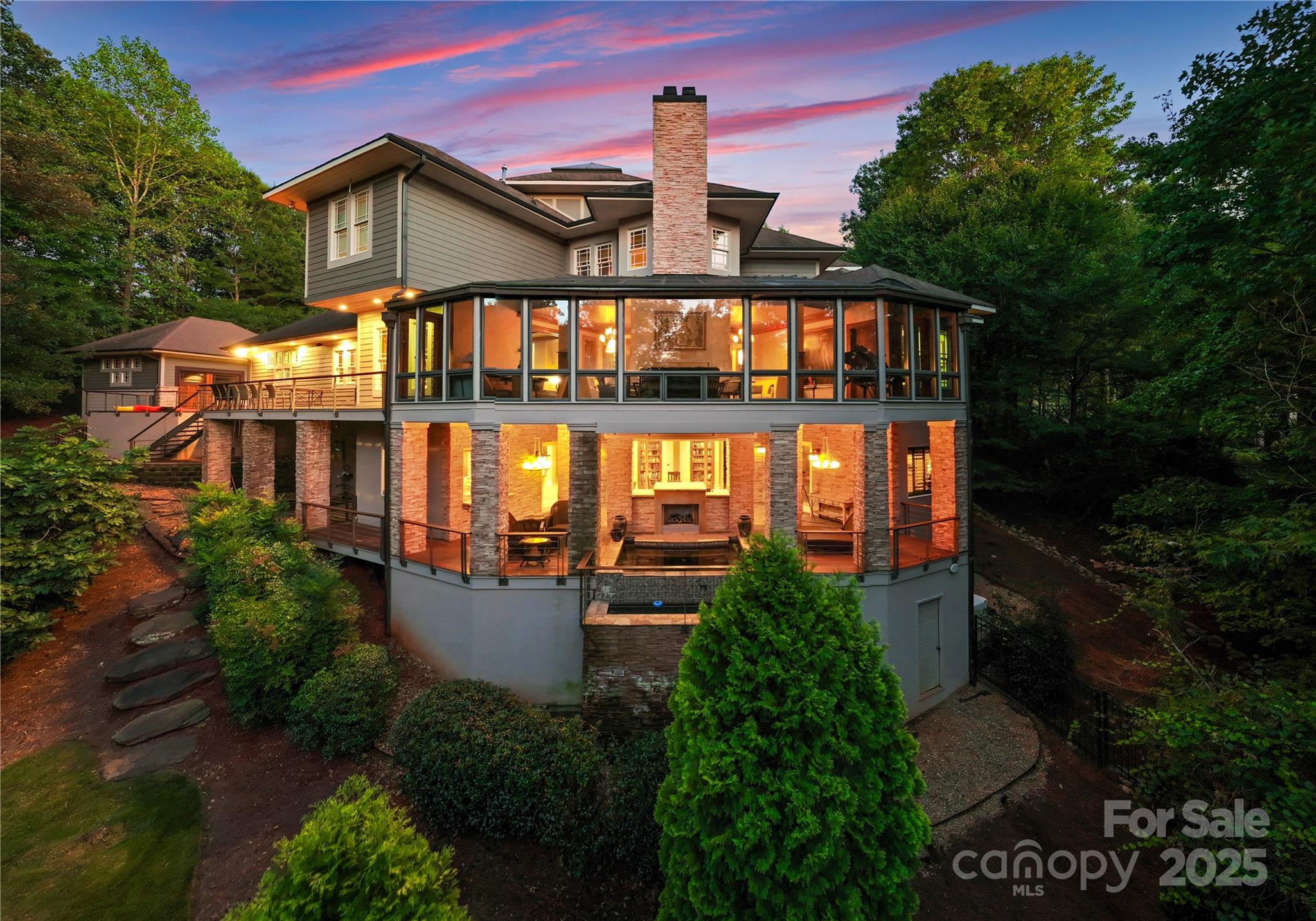 10310 Wildlife Road