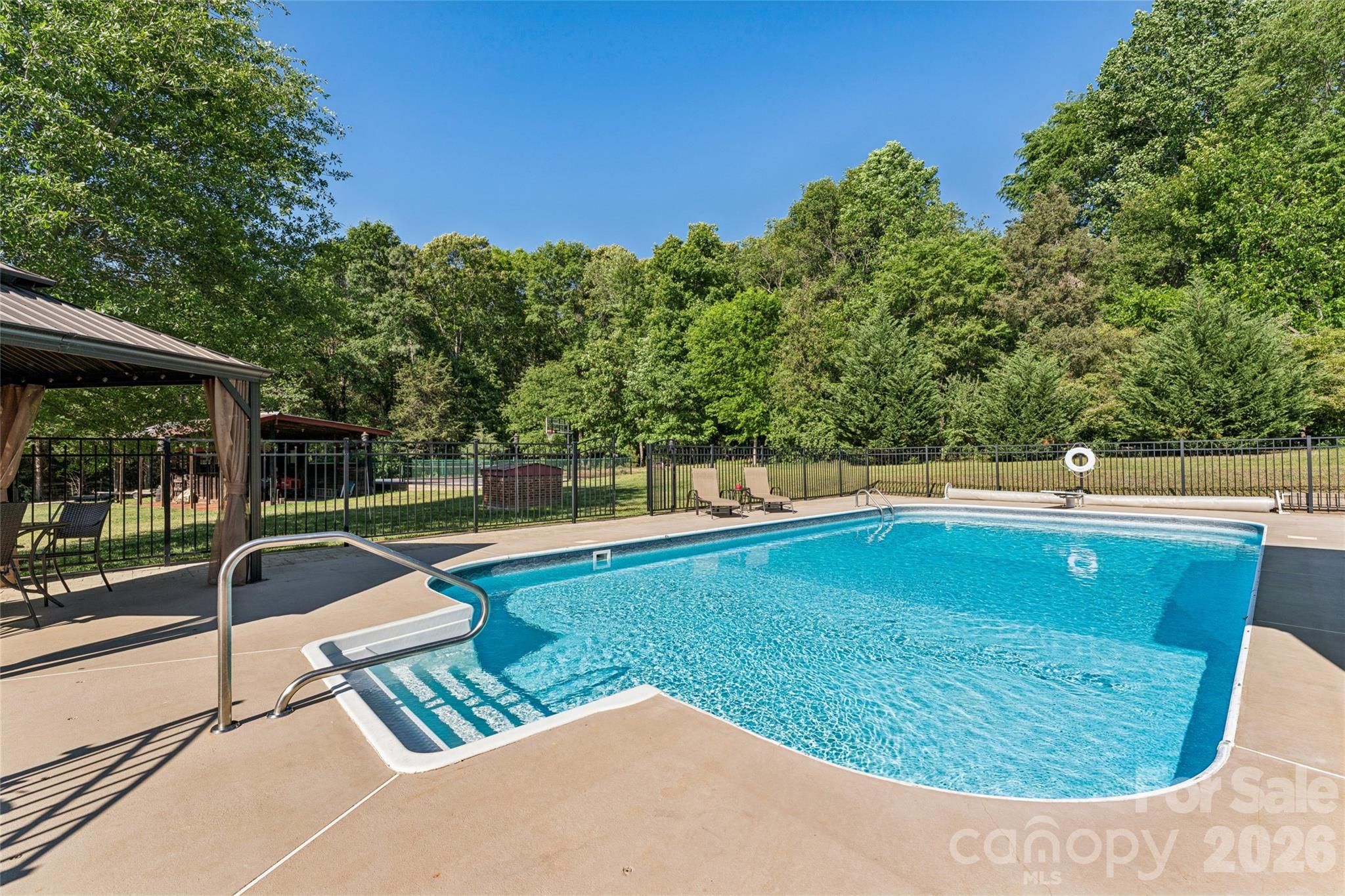 7117 Rock Island Road