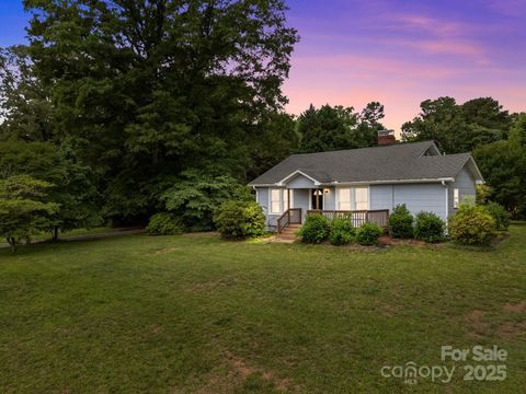 5371 Davidson Road Davidson NC 28036