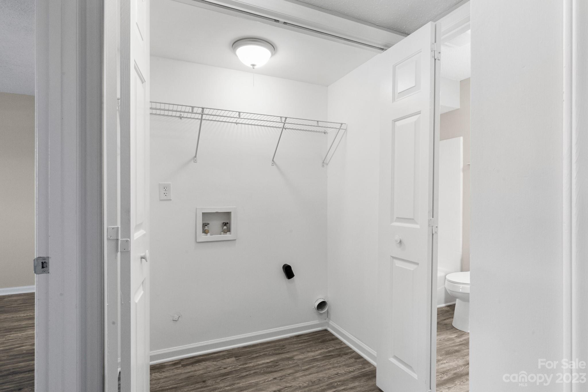 Harris Lake - Residential