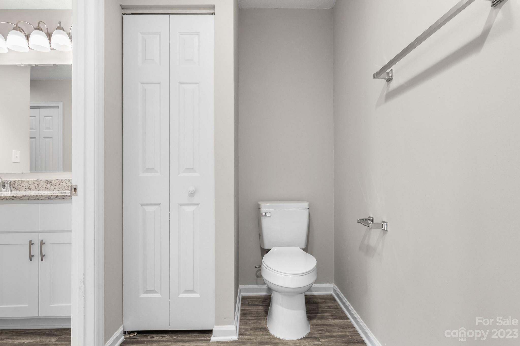 Harris Lake - Residential