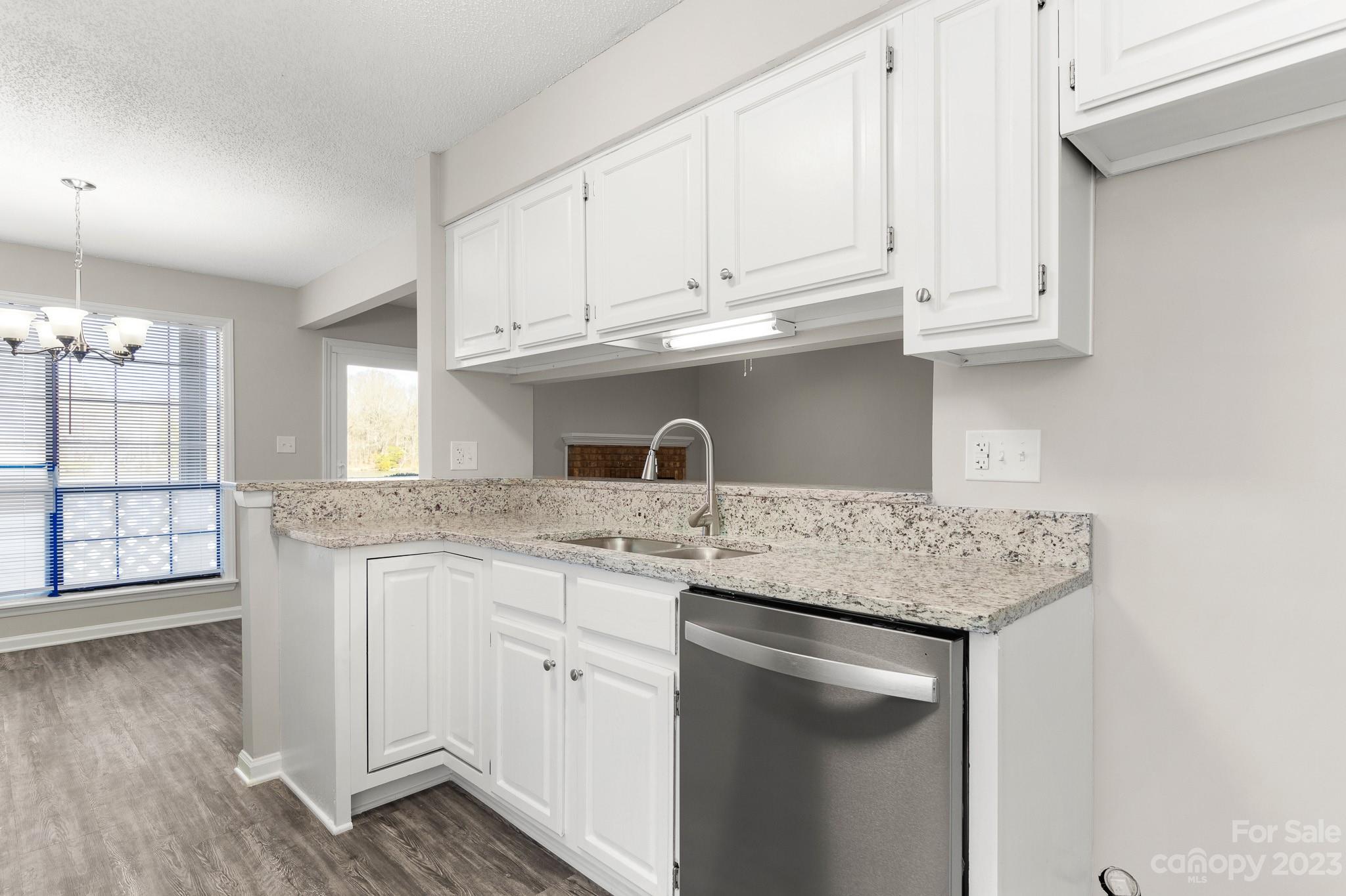 Harris Lake - Residential