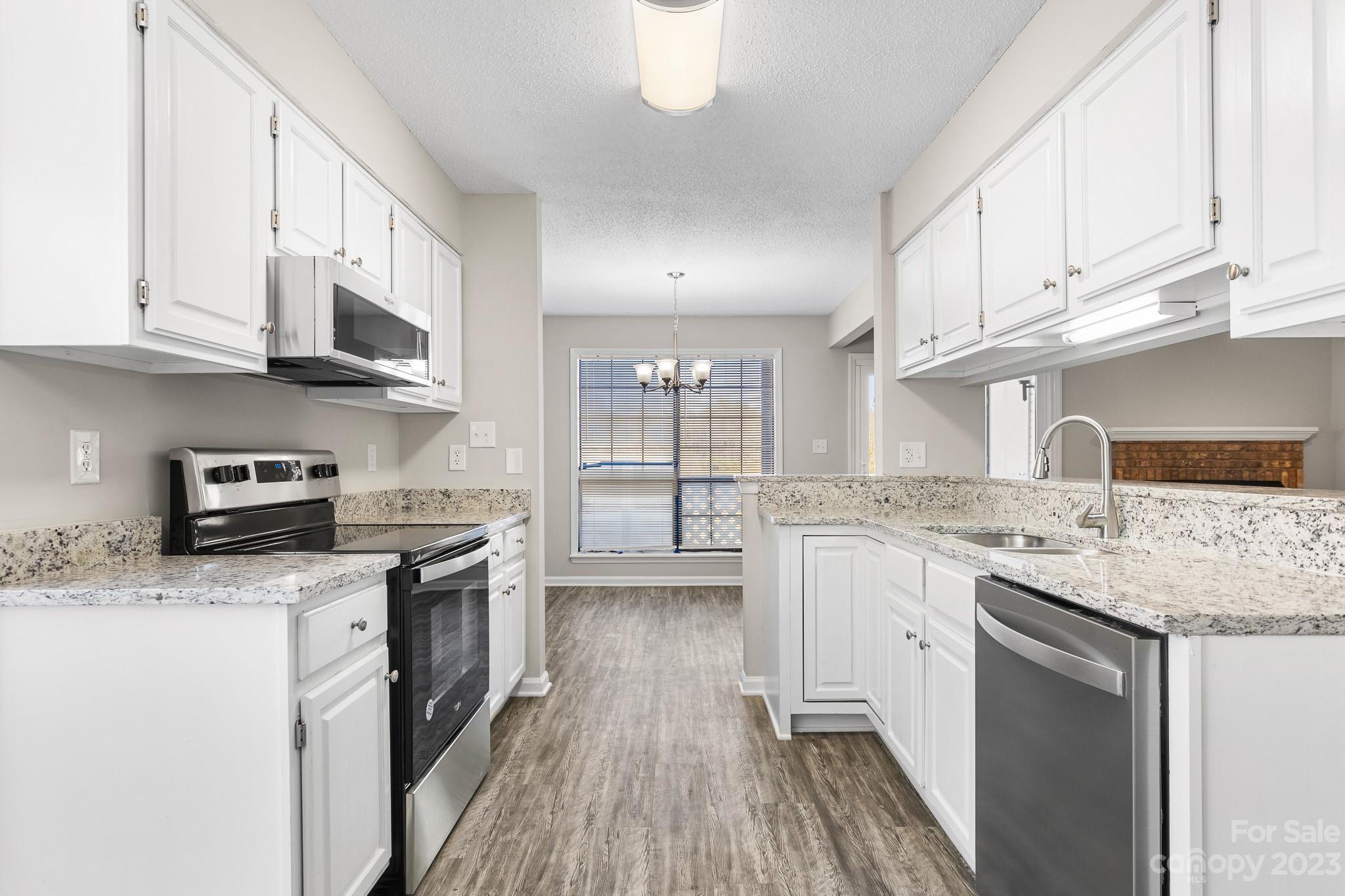 Harris Lake - Residential