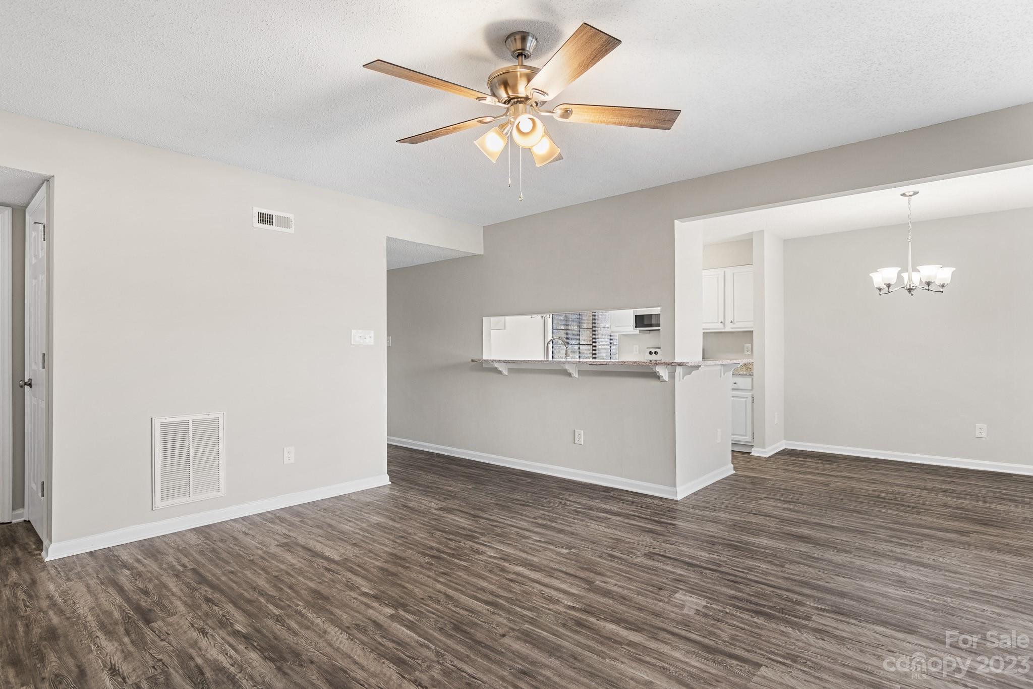 Harris Lake - Residential