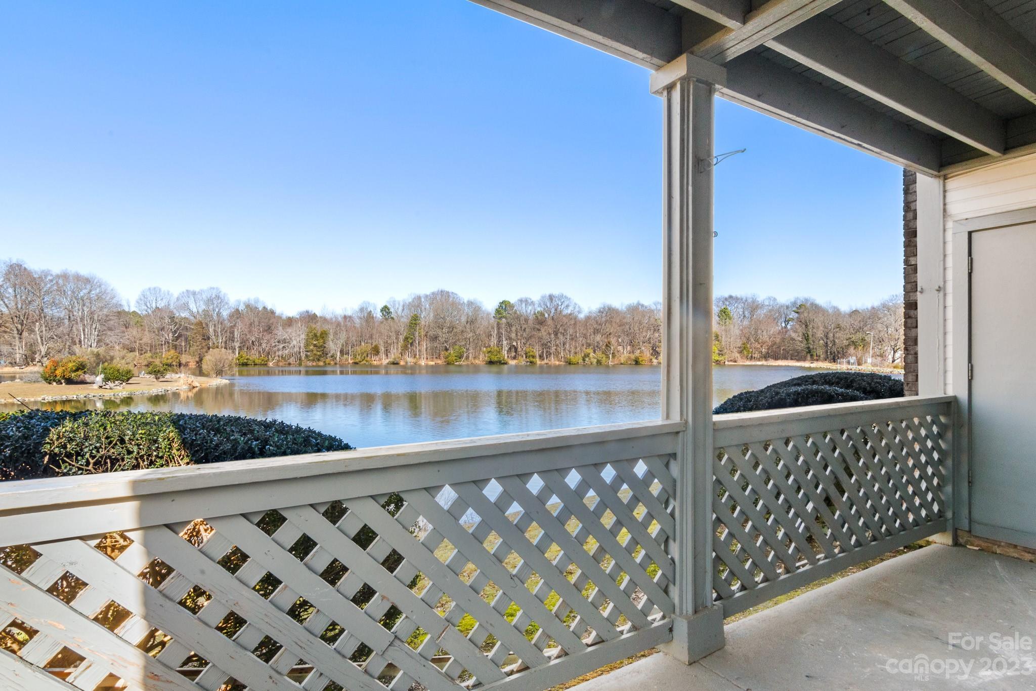 Harris Lake - Residential