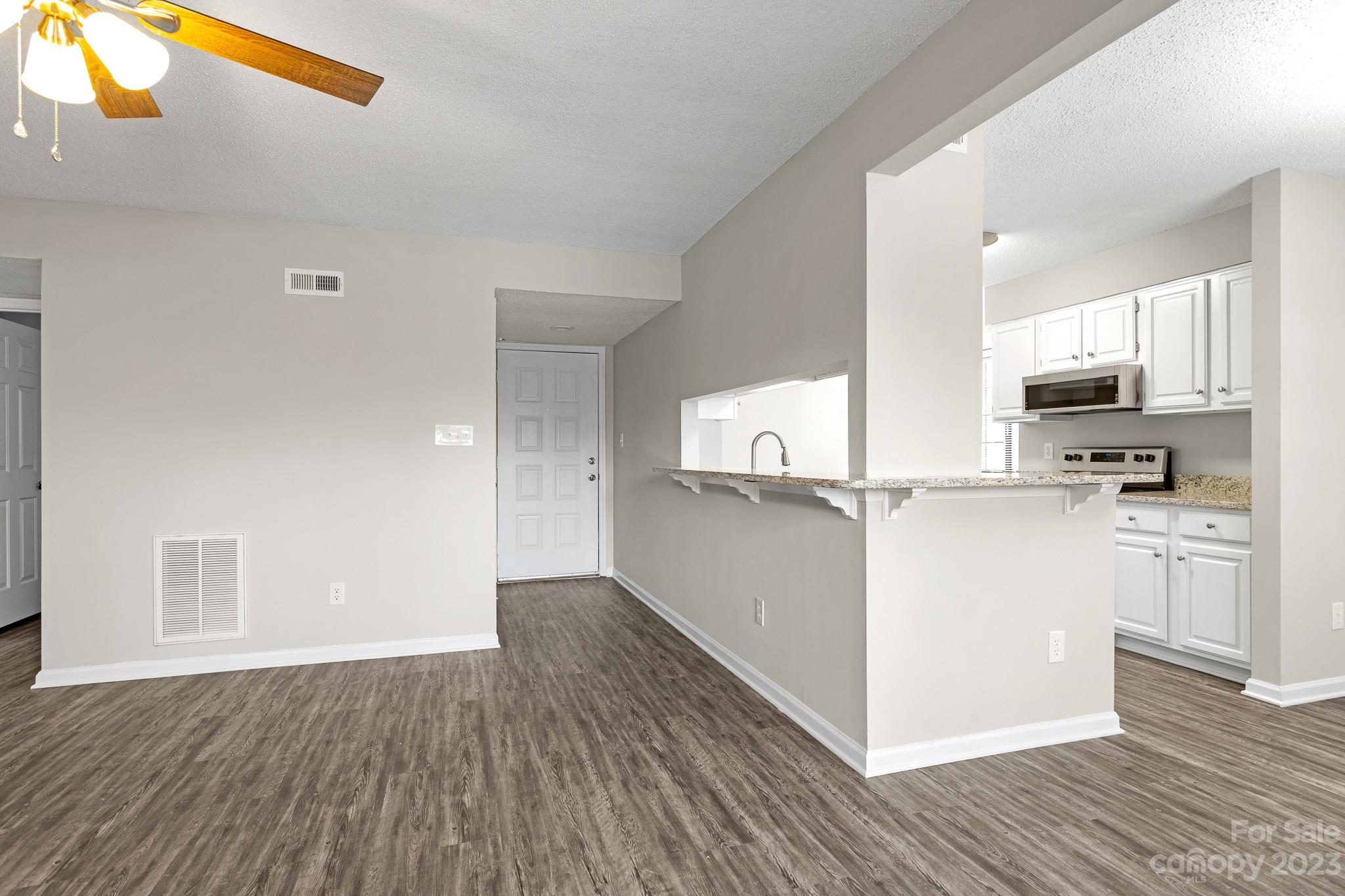 Harris Lake - Residential