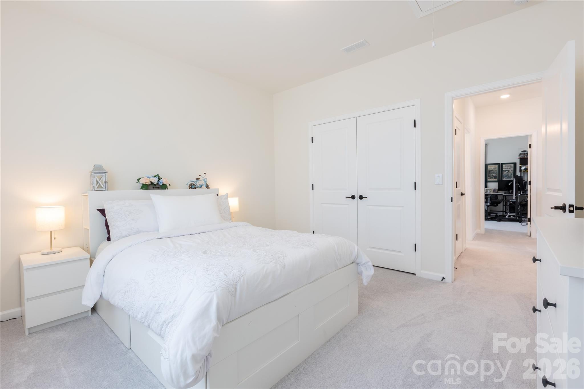 Summers Walk - Residential