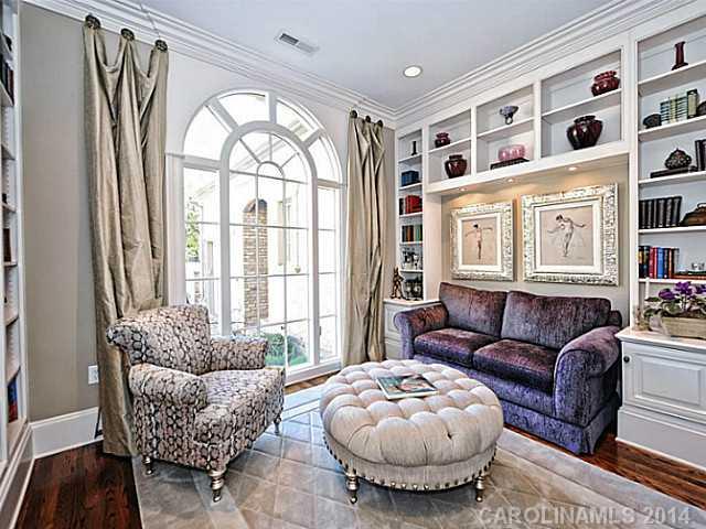 The Peninsula - Residential