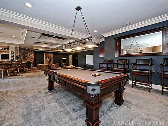 The Peninsula - Residential