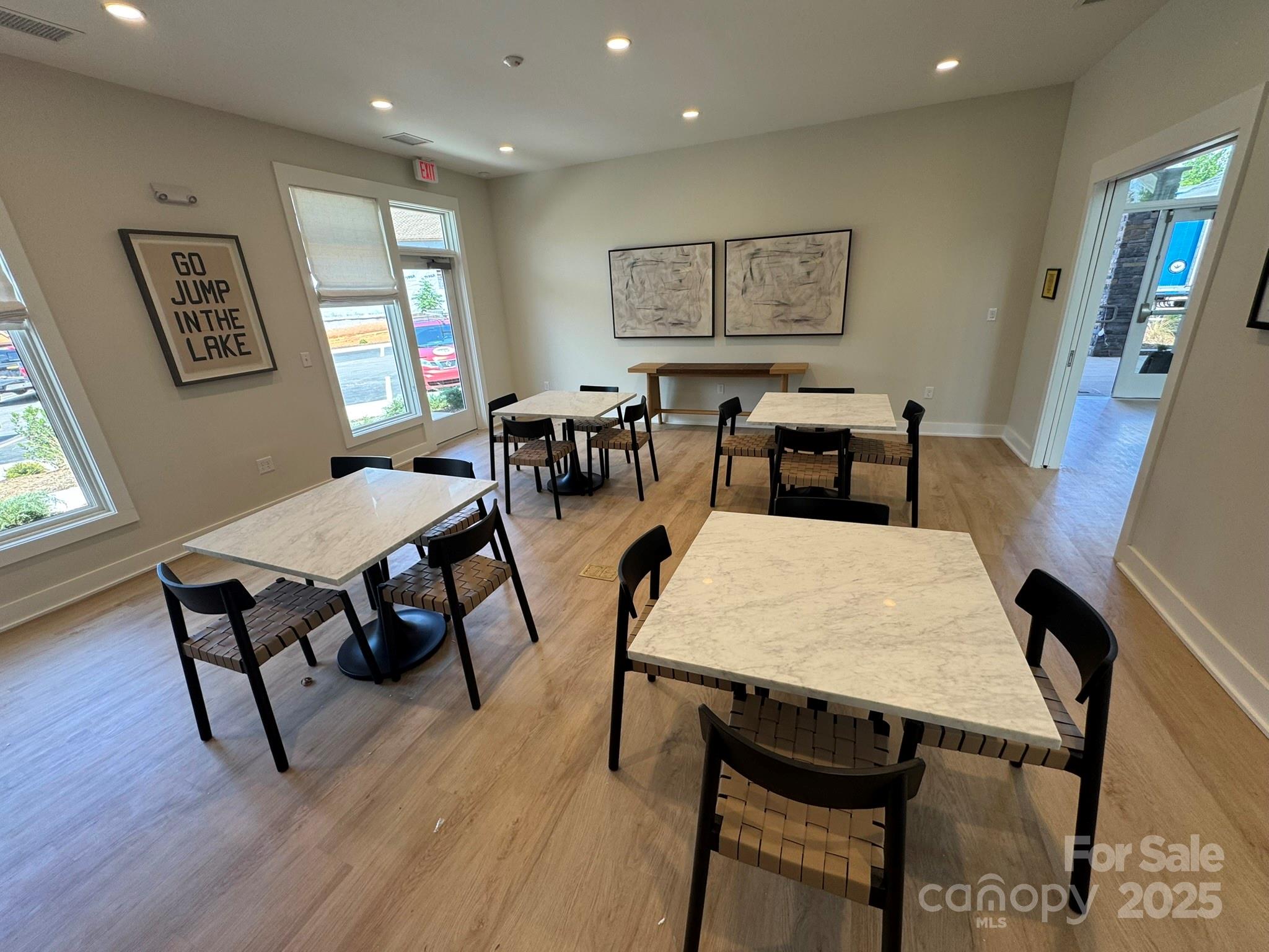 Lakeside Pointe - Residential