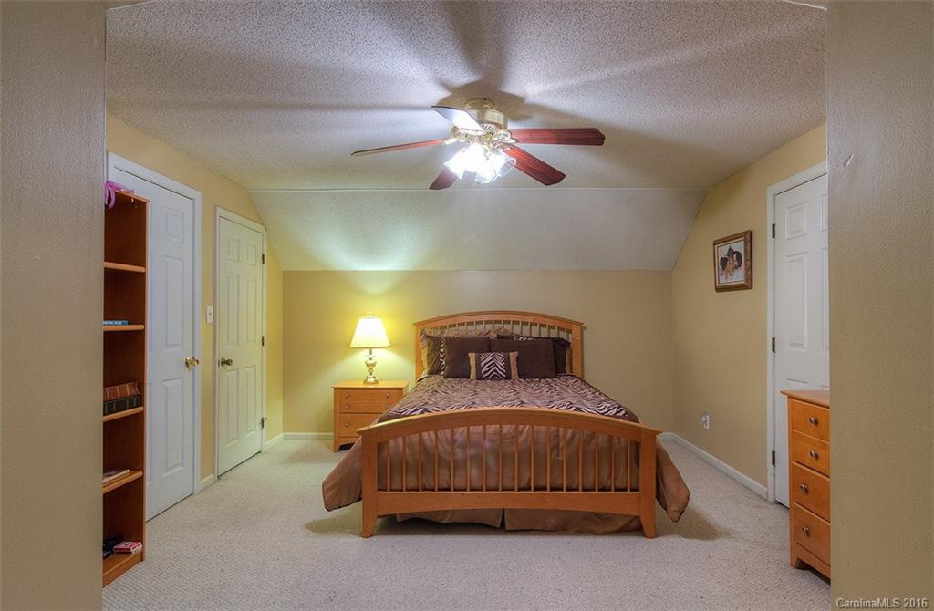 Meadow Lakes - Residential