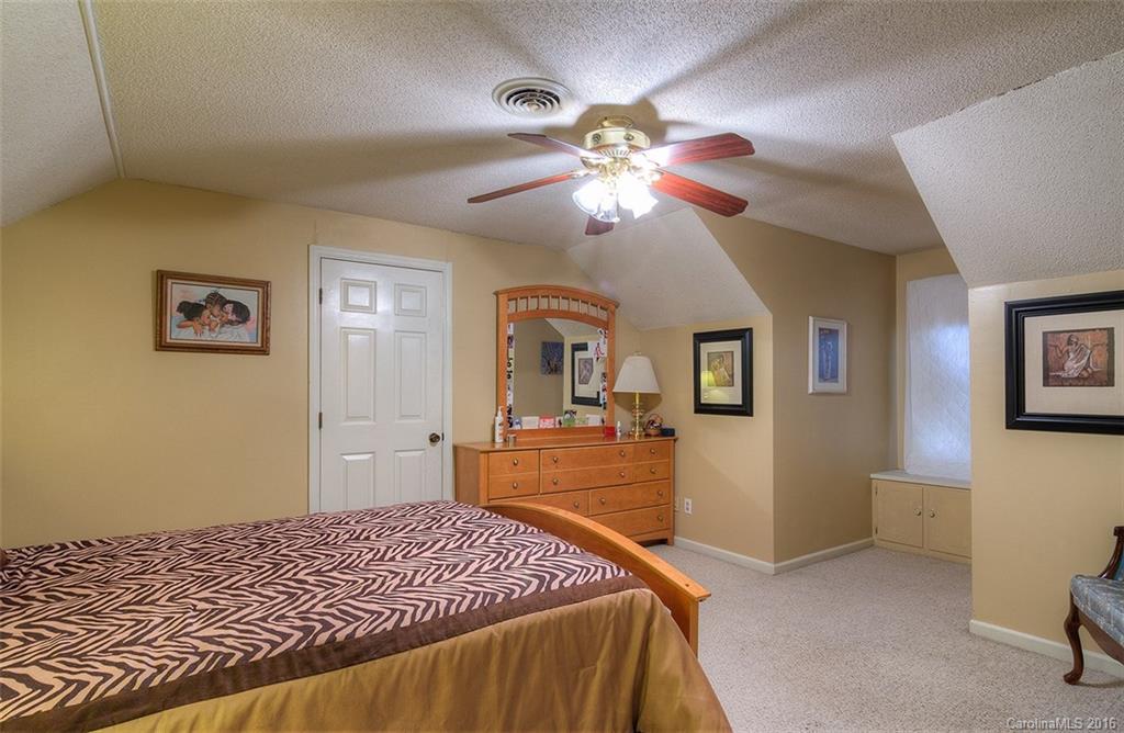 Meadow Lakes - Residential