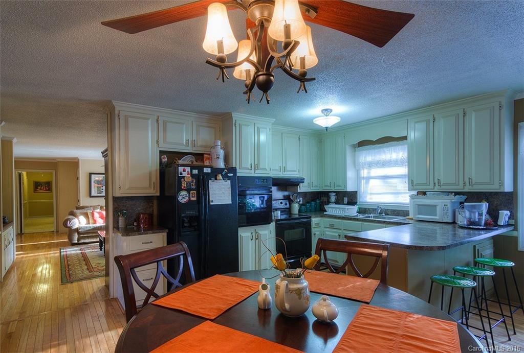 Meadow Lakes - Residential