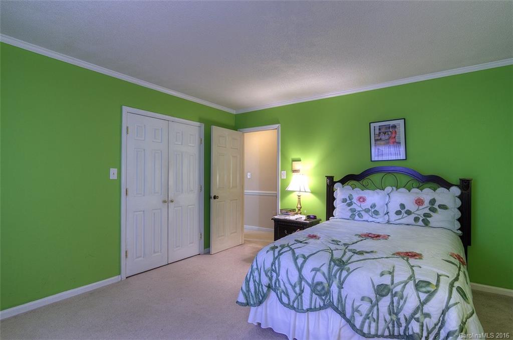 Meadow Lakes - Residential