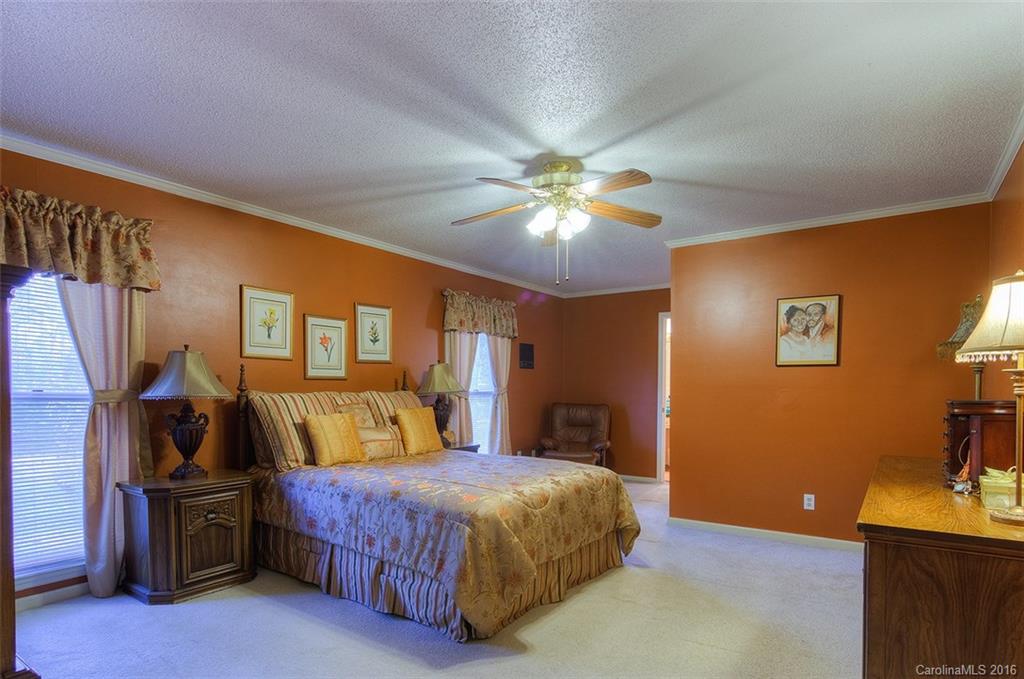 Meadow Lakes - Residential