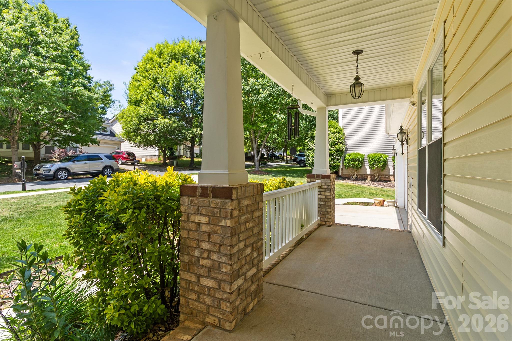 6425 Colonial Garden Drive