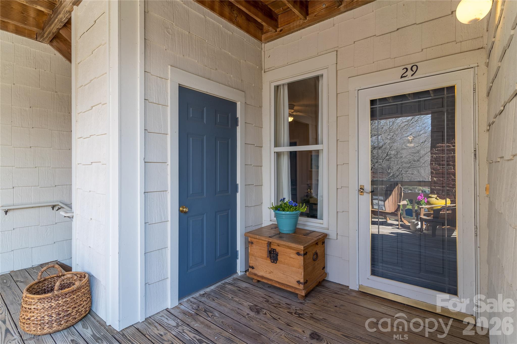 921 Northeast Drive 29